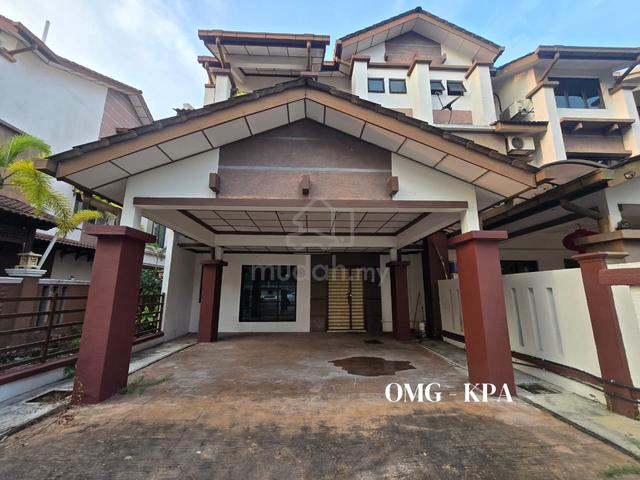 Bukit Tinggi Butterfly Park 2.5 Storey Endlot Renovated Good Condition 1