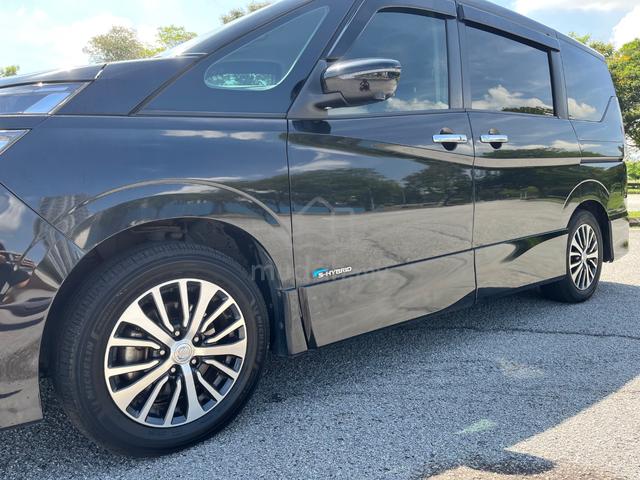 2019 Nissan SERENA 2.0 PREMIUM HWS (A)*F.SER.REC - 4