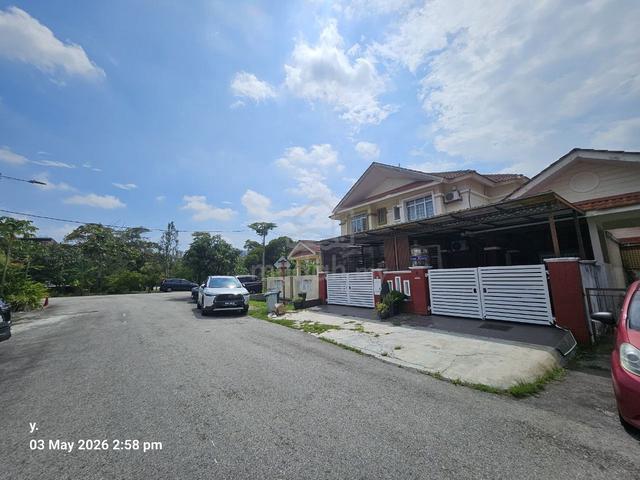 Semi D 2 Storey Lorong AZ Zaharah Puncak Alam 1