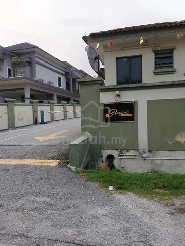The Rayaria Condominium 1