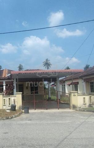 Rumah Semi D Setingkat Bersih di Taman Intan, Parit Buntar 1