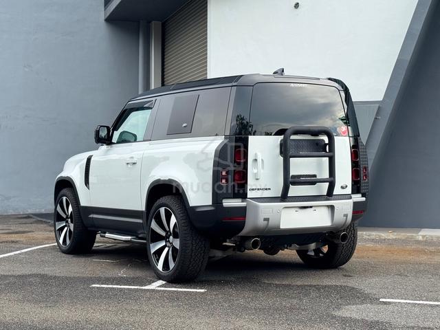 2021 Land Rover DEFENDER 110 2.0 P300 SE 4.5/B - 2