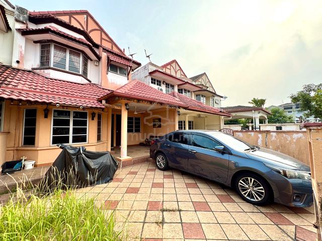 USJ 11, Subang Jaya Double Storey Terrace House Freehold, Renovated 1