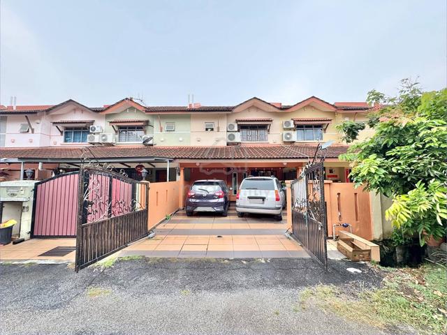 BEST AREA+RENOVATED🚀 2 Storey Taman Tasik Puchong, Puchong 1