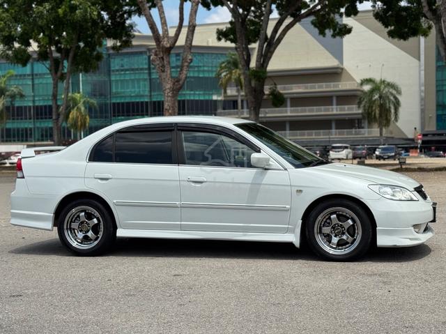 2005 Honda CIVIC 1.7 VTEC (A) - 1