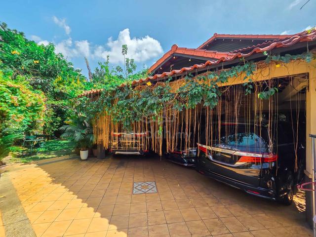 HUGE CORNER 2 Storey USJ 11 Subang Jaya 1