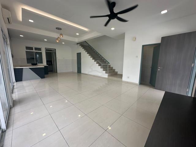 3 Sty Cluster Jalan Anjung Fully Renovated G&G Horizon Hills 1