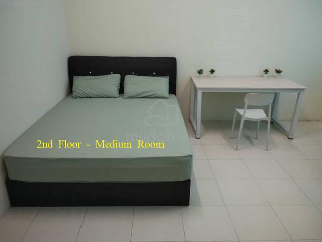 [Female ] Nibong Tebal Room with Private Bathroom 1