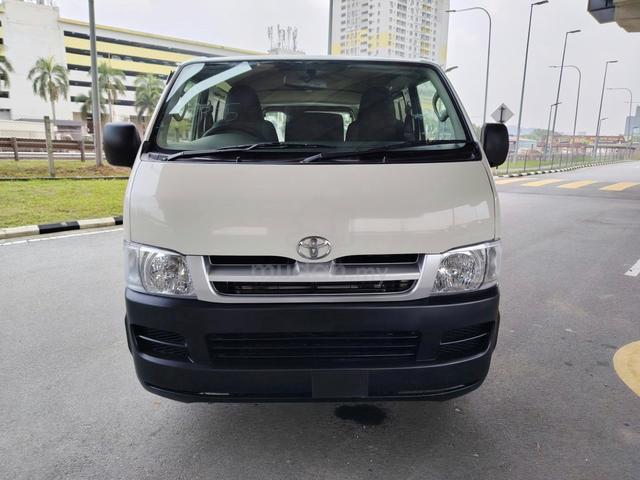 2010 Toyota Hiace 2.5 (M) Panel Van Diesel Engine - 2