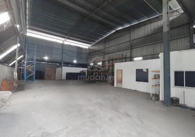 Kampung subang 1 sty factory warehouse to let 1