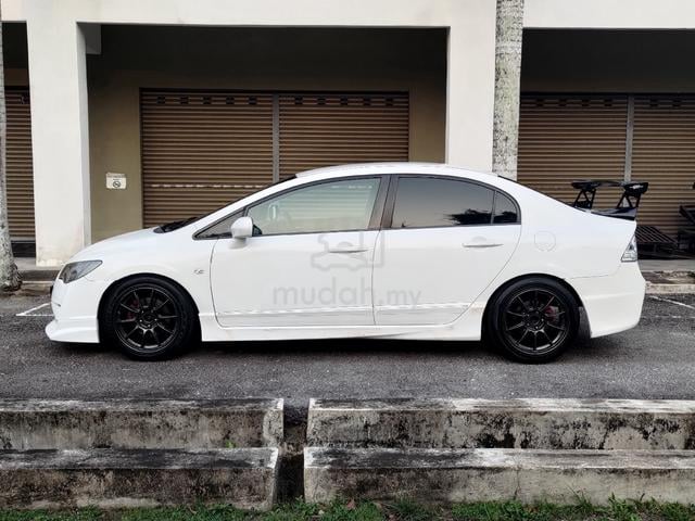 2010 Honda CIVIC 1.8 I-VTEC (A) - 2