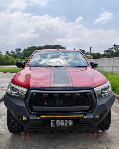 2019 Toyota Hilux 2.8 Black Edition auto - 2