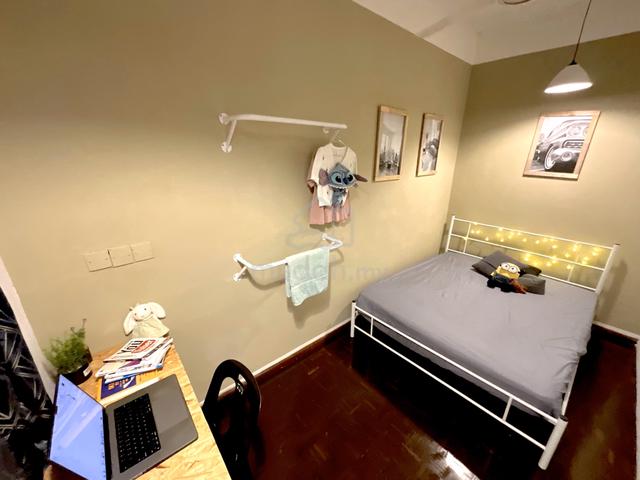 QueenRoom for Rent Ladies Double Terrace House, Luyang, Damai Foh Sang 1