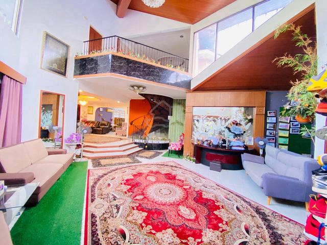 HUGE LAND RENOVATED SPACIOUS 2 Storey BUNGALOW Seksyen 6 Shah Alam 1