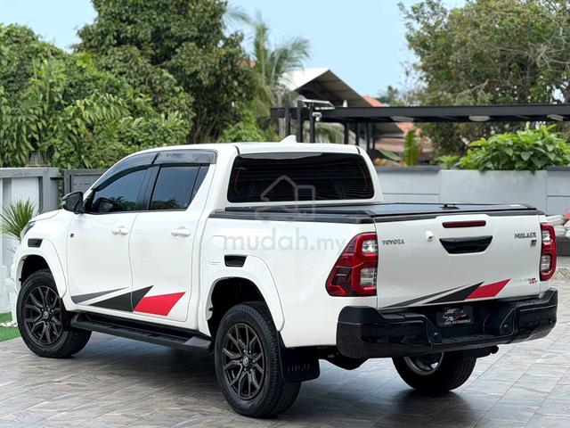 2023 Toyota HILUX 2.8 GRS (A) CASH/LOAN/FULL LOAN - 3