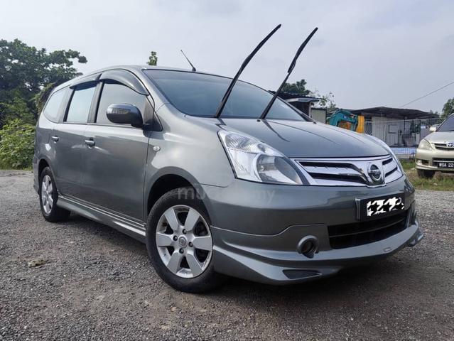 2012 Nissan GRAND LIVINA 1.6 IMPUL (A) - 1