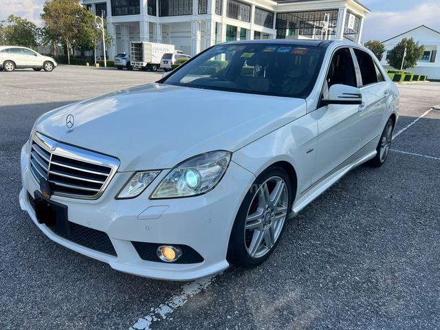 Mercedes Benz E250 CGi Sport AMG - 1