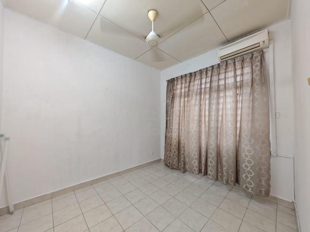 Bandar Sierra Apartment 1