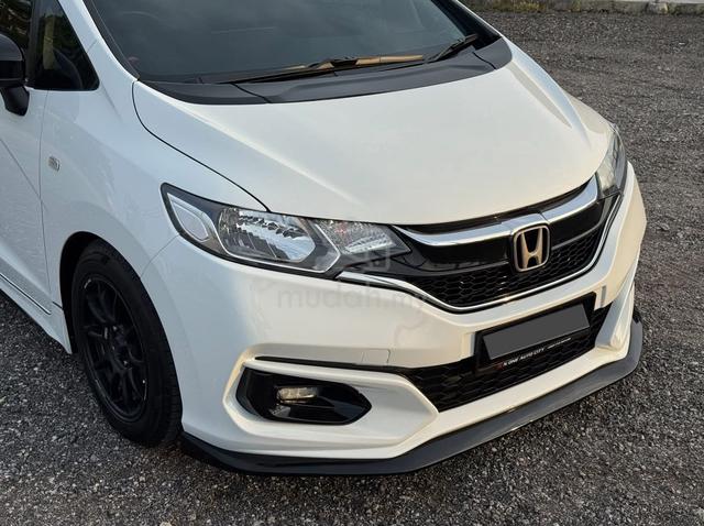 2018 Honda JAZZ GK5 1.5 LOW MILE FLMY BODYKIT - 2