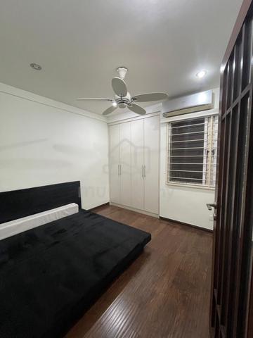 Bellisa Court 4