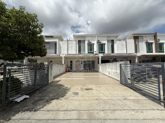 Bandar Seri Impian Rumah Besar 22 X 75 [ Below Market / Full Loan ] 1