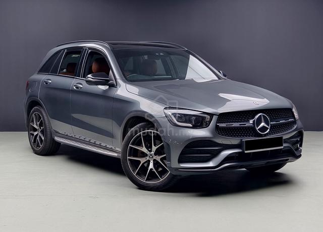 2021 Mercedes Benz GLC300 4MATIC AMG LINE 2.0 SUV - 1