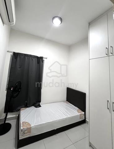 Small Room For Rent, Walking distance to LRT Muhibbah 1