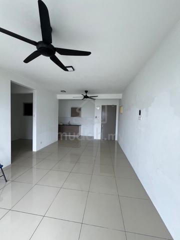 Platinum Splendor Residensi Semarak 1