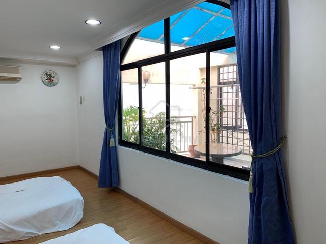 Carina Condominium 1