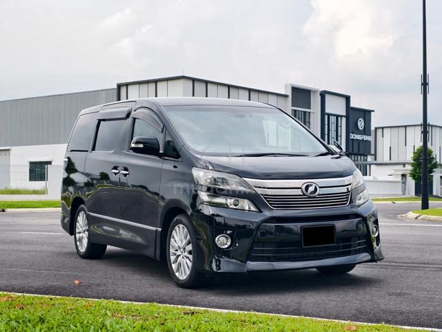 {2014} Toyota VELLFIRE 2.4 Z PLATINUM P/Door MPV - 1