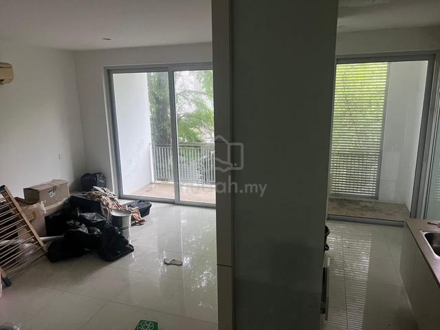 101 Kempas | Lush Residence 3-Storey Townhouse for Sale 1
