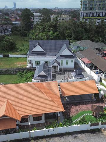 Rumah Banglo Cherang Panji Kota Bharu 1