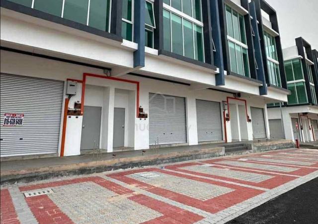 Facing Main Road Ground Floor Shop Skywiz Business Centre Ayer Keroh 1