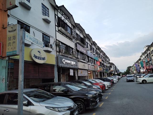Ground Floor Shop near morning market 1