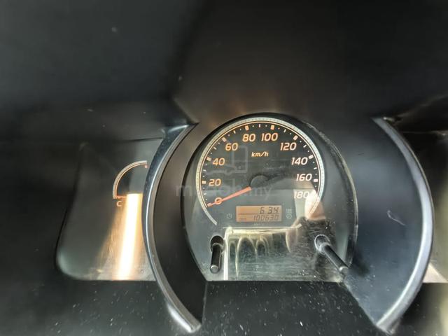 2013 TOYOTA HIACE 2.5cc (D) WINDOW VAN 14 Seat - 5