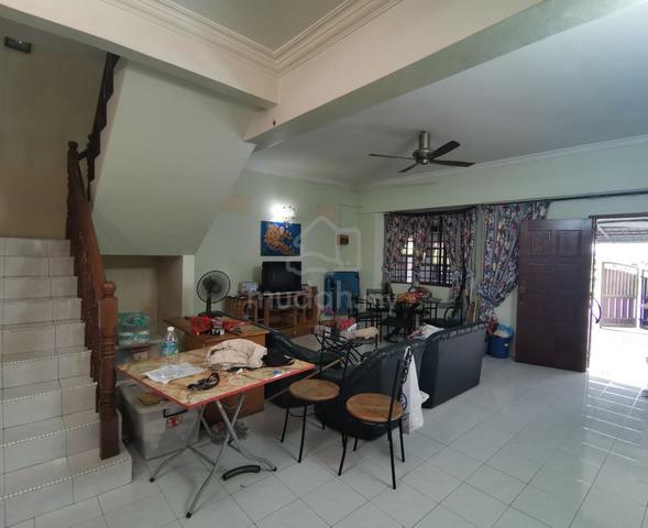 Below Market Value ! Furnished / 2 Storey , Corner @ Menglembu / Field 2