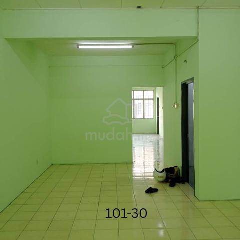 Facing Highway Super Good Condition 2 Storey Kota Pendamar Shoplot 2