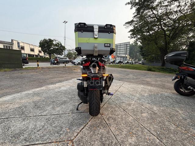 Carousel Image