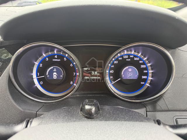 2011 Hyundai SONATA 2.0 HIGH SPEC (SUNROOF) - 4