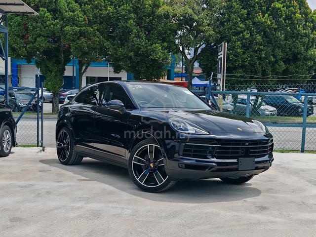BLACK INT 2022 Porsche CAYENNE 3.0 COUPE 4 SEATER - 1