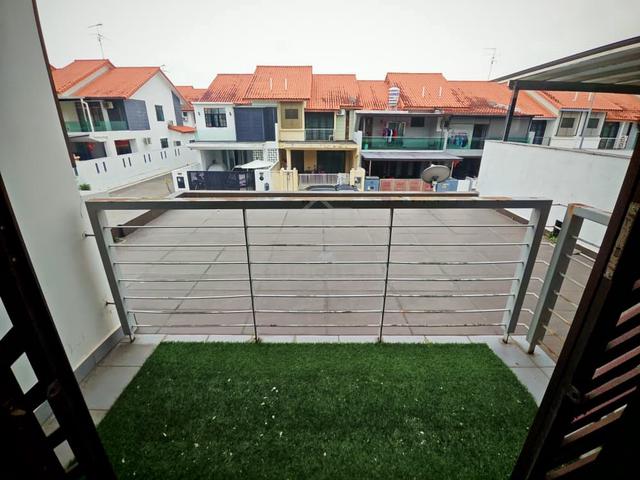 (Size Besar) Perjiranan 12, Bandar Dato Onn, Johor Bahru 1
