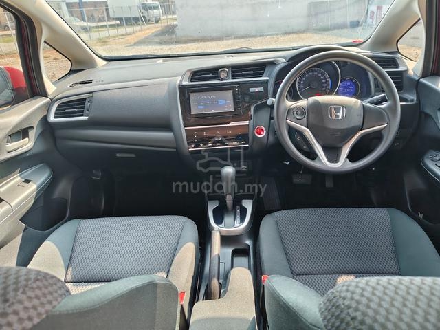 2021 Honda JAZZ 1.5 E F/Service 1Owner Like New - 3