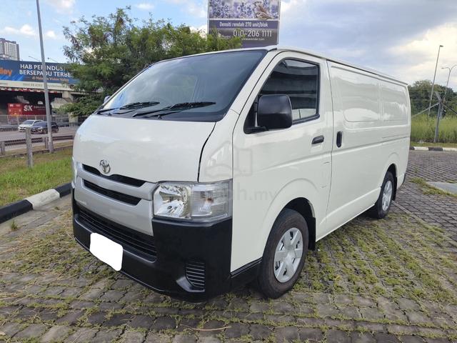 2016 Toyota Hiace 2.5 (M) Panel Van - 1