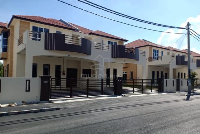 Rumah Baru Koyak Plastik di Jitra , Semi D Double Storey 1
