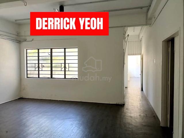 1st Floor, Lebuh Carnarvon Shop Lot @ Georgetown, Facing Main Road 3