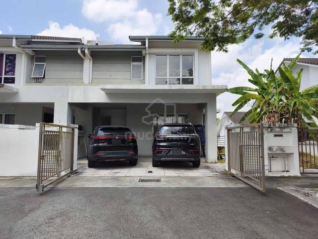 cheap 2.5 storey semi d taman meranti aman puchong 1