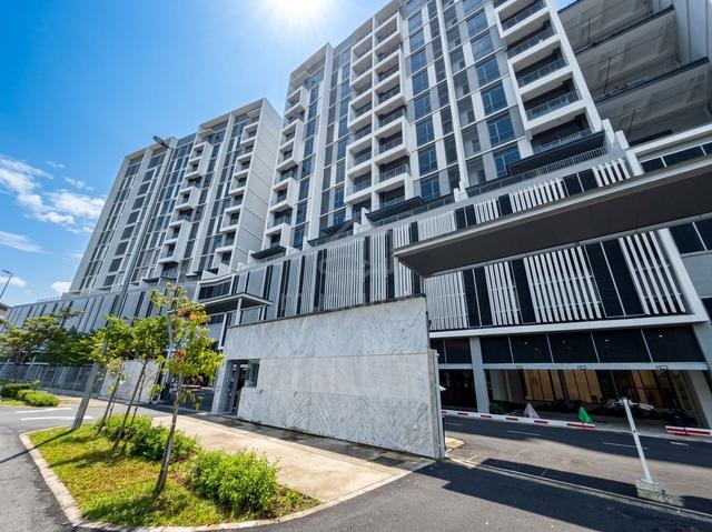 Renna Residence @ The NorthBank 1