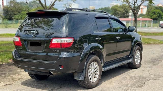 2009 Toyota FORTUNER 2.5 G KUN50R- FACELIFT - 2