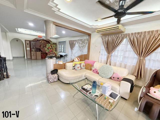 VALUE BUY!! Batu Belah Klang Double Storey Endlot House 28x93 EXTENDED 1