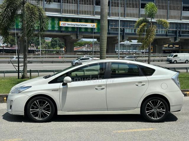 2011 TOYOTA PRIUS 1.8 L HYBRID HiGH SPEC - 5